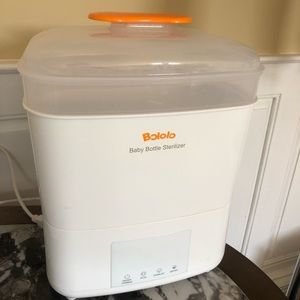 bololo baby bottle sterilizer, super new
